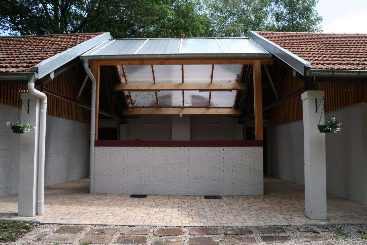 Europe Tents Camping Domaine Des Messires Herpelmont Экстерьер фото